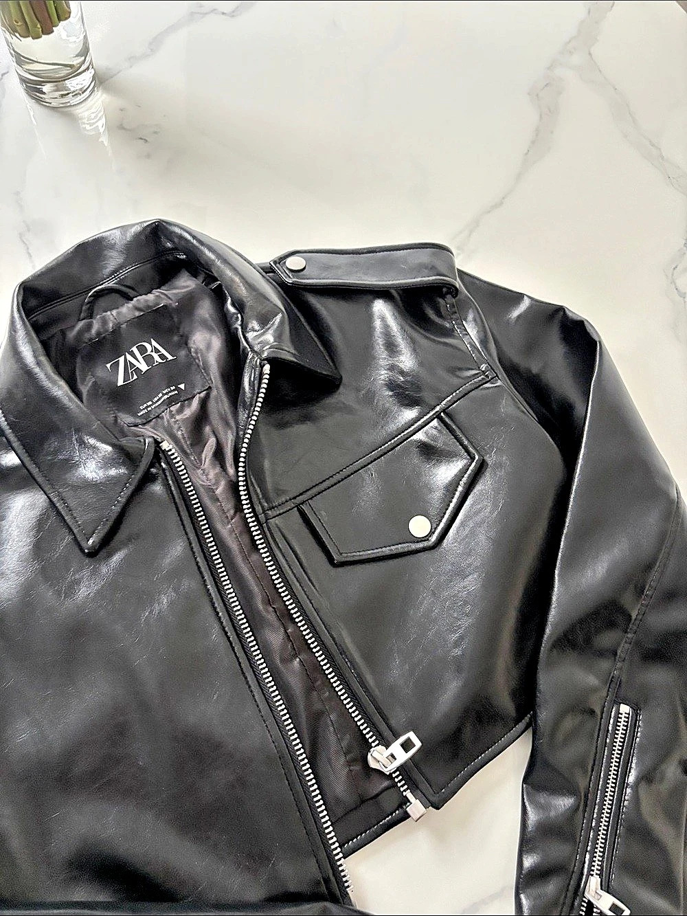 ZARA BlacK cropped leather jacket